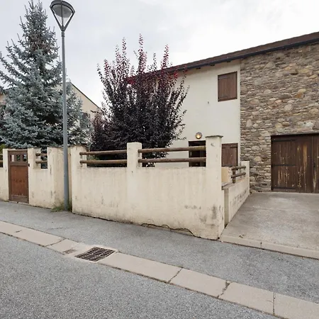 別荘 Casa Independiente En アングストリンヌ